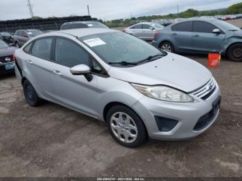  Salvage Ford Fiesta