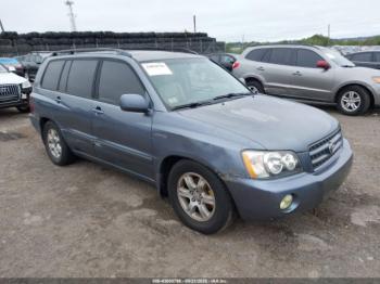  Salvage Toyota Highlander