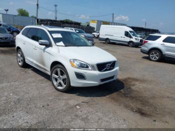  Salvage Volvo XC60