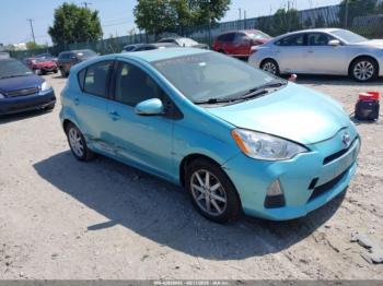  Salvage Toyota Prius c