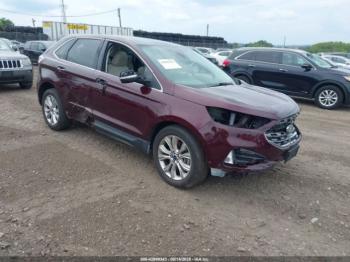  Salvage Ford Edge