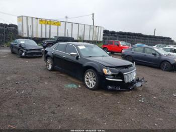  Salvage Chrysler 300