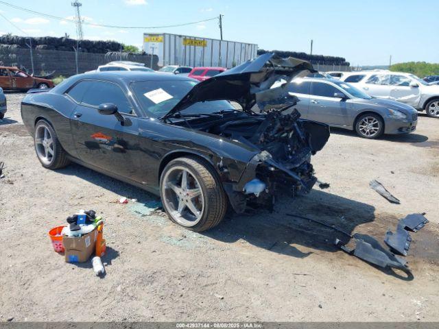  Salvage Dodge Challenger