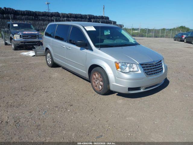  Salvage Chrysler Town & Country