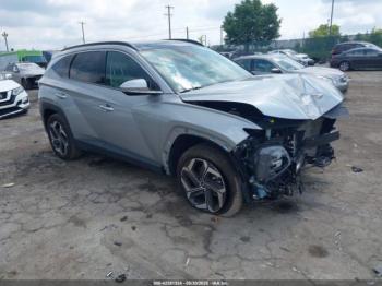  Salvage Hyundai TUCSON