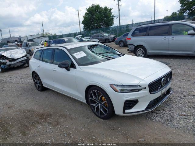  Salvage Volvo V60 Recharge Plug-in Hybr