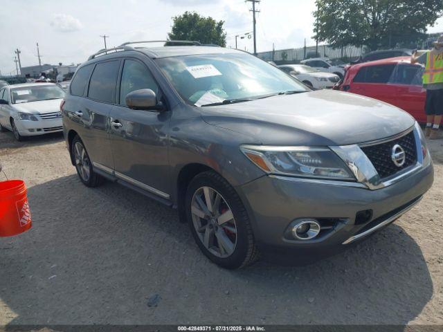  Salvage Nissan Pathfinder