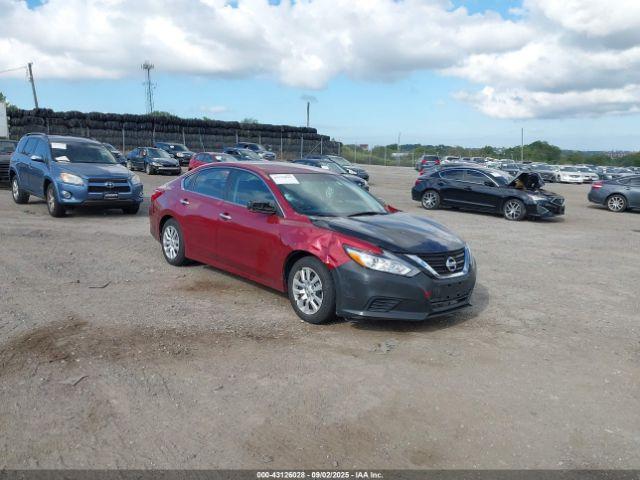  Salvage Nissan Altima