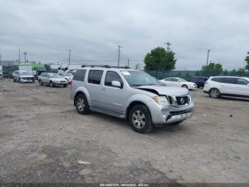  Salvage Nissan Pathfinder