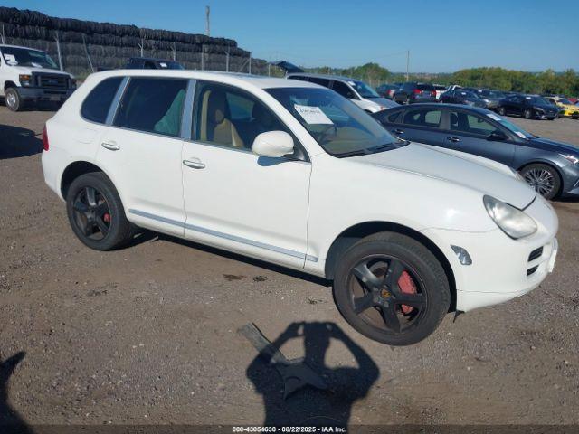  Salvage Porsche Cayenne