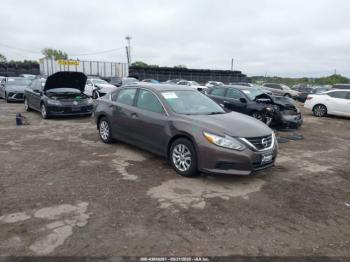  Salvage Nissan Altima