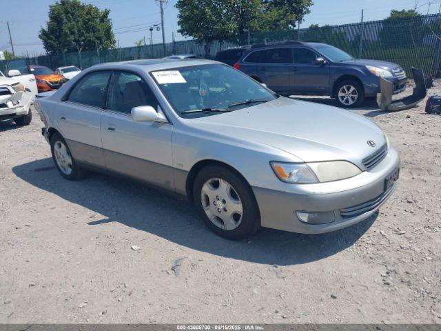 Salvage Lexus Es