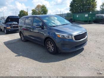  Salvage Kia Sedona
