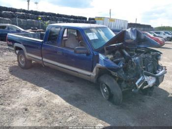  Salvage GMC Sierra 2500