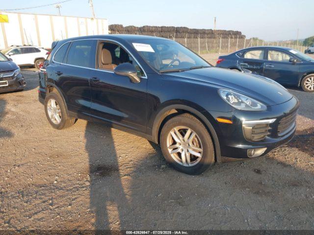  Salvage Porsche Cayenne