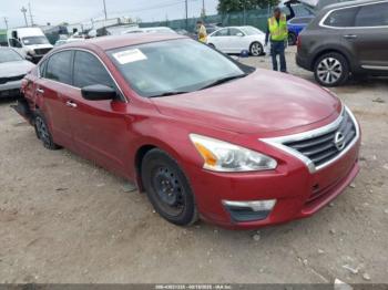  Salvage Nissan Altima