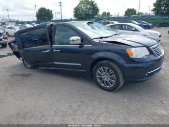  Salvage Chrysler Town & Country