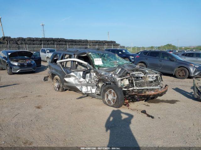  Salvage Chevrolet Trailblazer