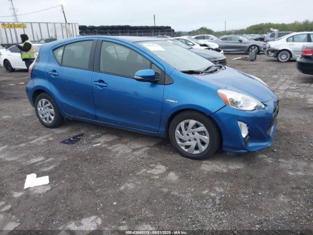  Salvage Toyota Prius c