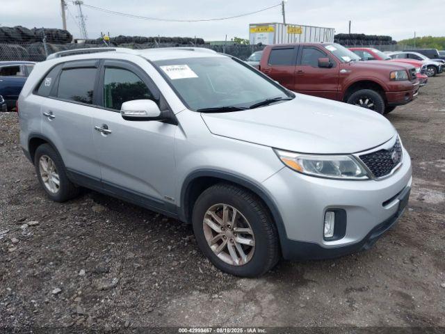  Salvage Kia Sorento