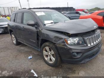  Salvage Jeep Compass