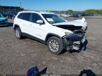  Salvage Jeep Cherokee