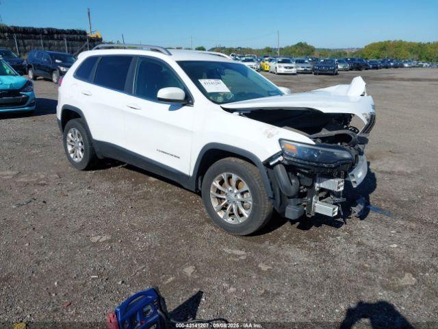  Salvage Jeep Cherokee