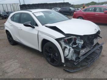  Salvage Lexus Ux