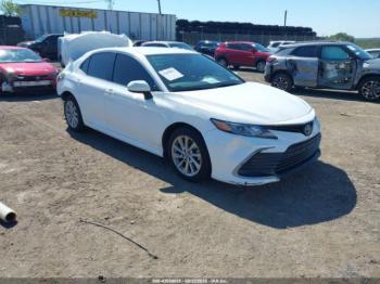  Salvage Toyota Camry