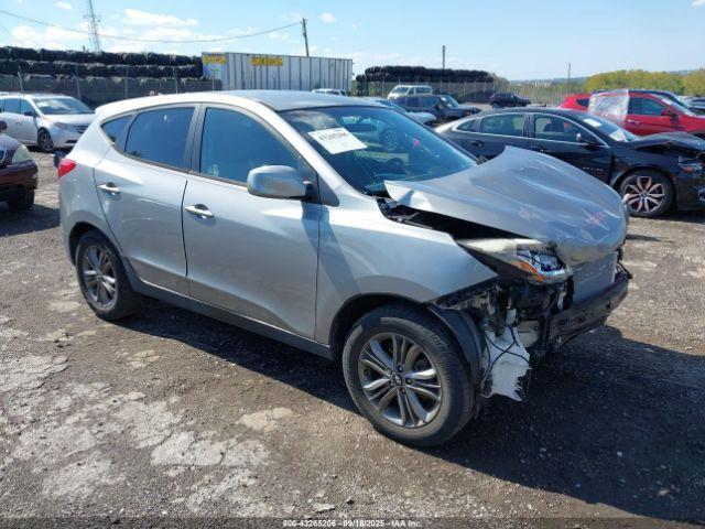  Salvage Hyundai TUCSON