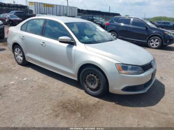  Salvage Volkswagen Jetta