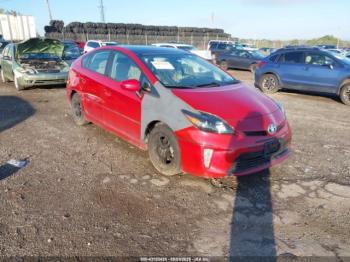  Salvage Toyota Prius