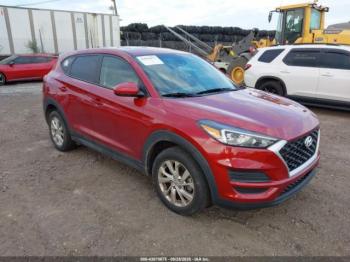  Salvage Hyundai TUCSON