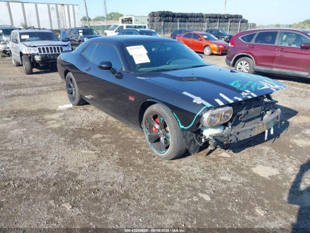  Salvage Dodge Challenger