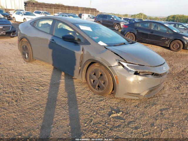  Salvage Toyota Prius