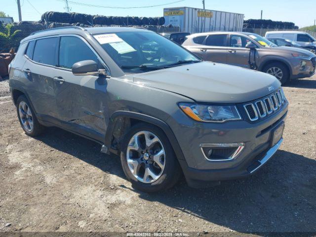  Salvage Jeep Compass