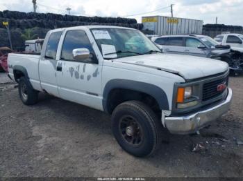  Salvage GMC Sierra 2500