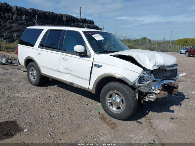  Salvage Ford Expedition
