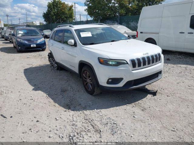  Salvage Jeep Cherokee