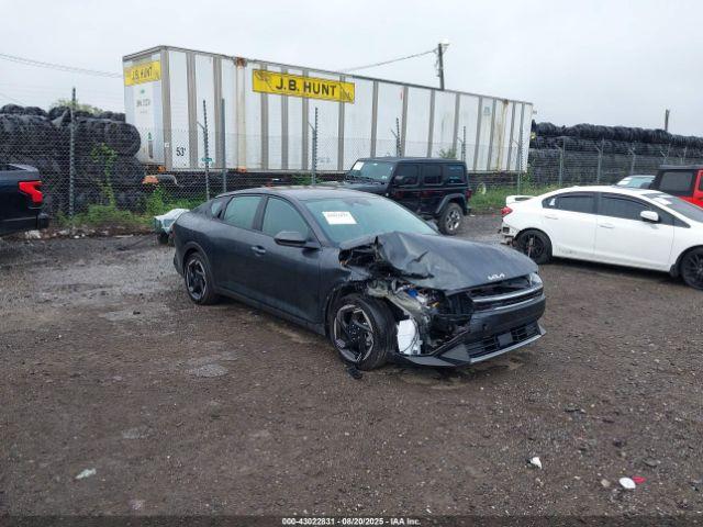  Salvage Kia K4