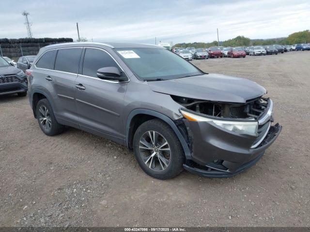  Salvage Toyota Highlander