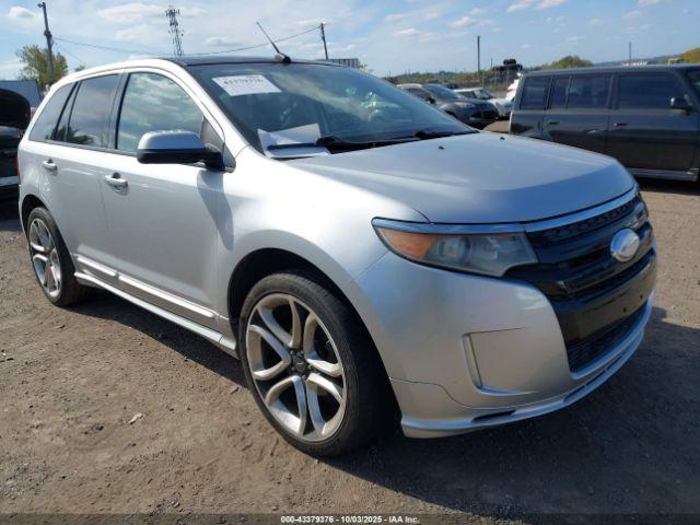  Salvage Ford Edge