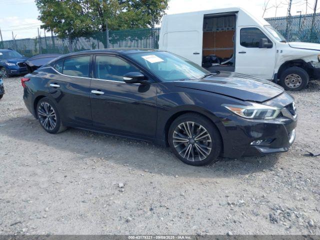  Salvage Nissan Maxima