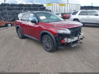  Salvage Nissan Pathfinder