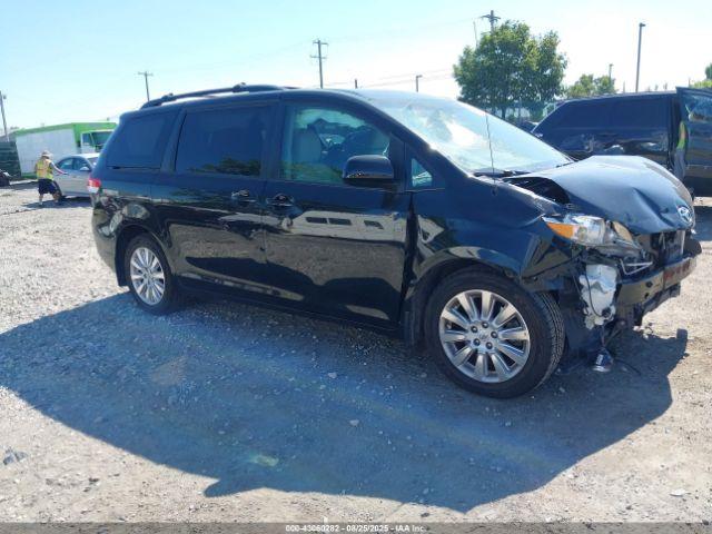 Salvage Toyota Sienna