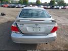 Toyota Camry Xle Image 15