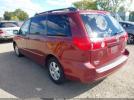 Toyota Sienna Le Image 2
