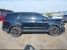 Ford Explorer Xlt Image 11