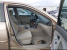 Toyota Camry Le Image 7