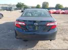 Toyota Camry Le Image 6